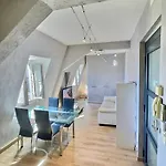 Wonderhost, Vue Magique Sur Les Pyrenees Apartment